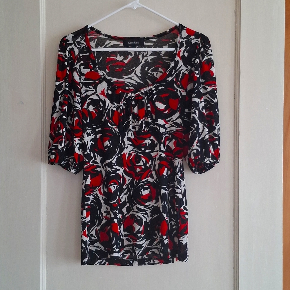 Karen Kane top